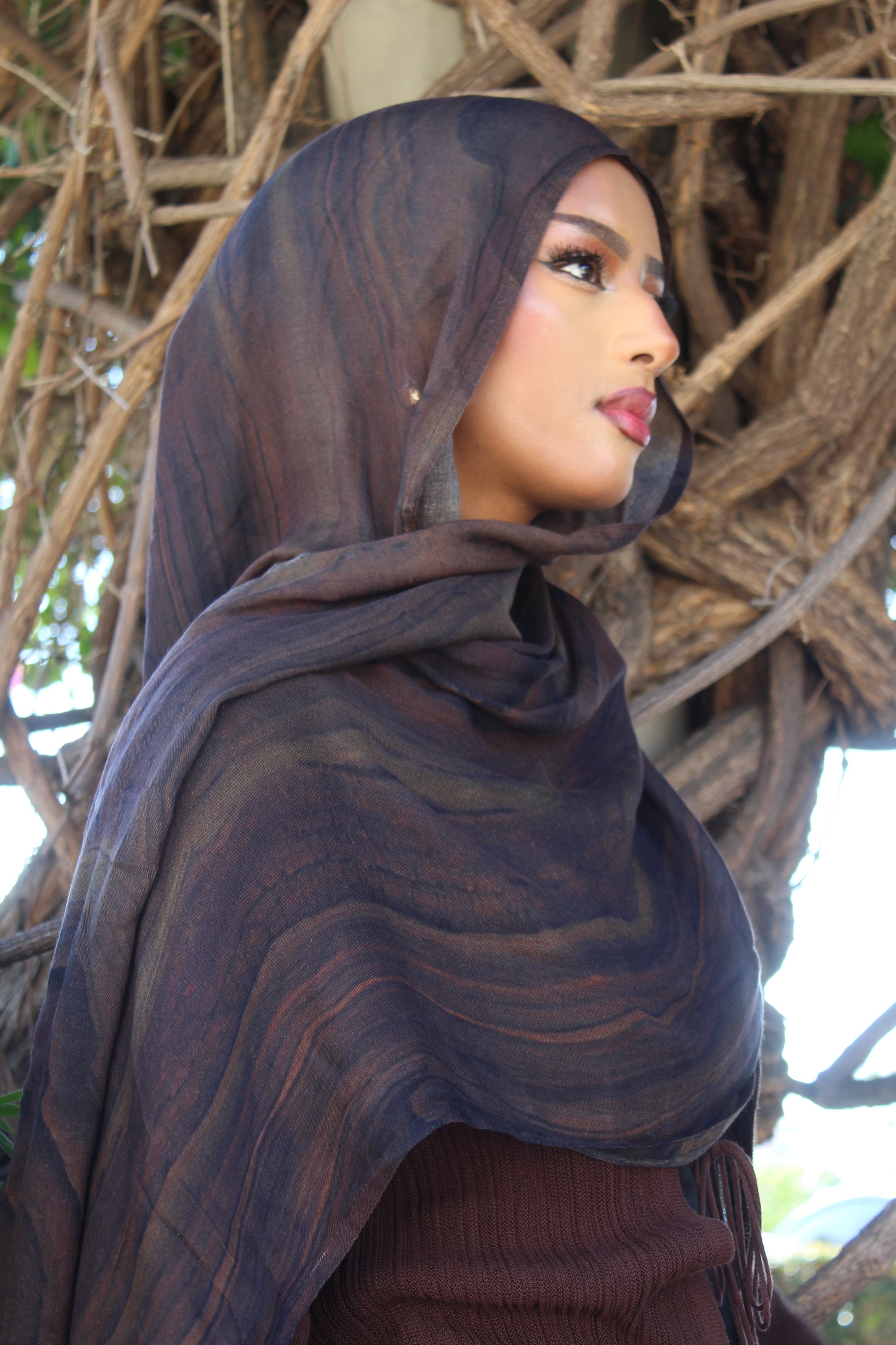 Mahogany Stone Scarf