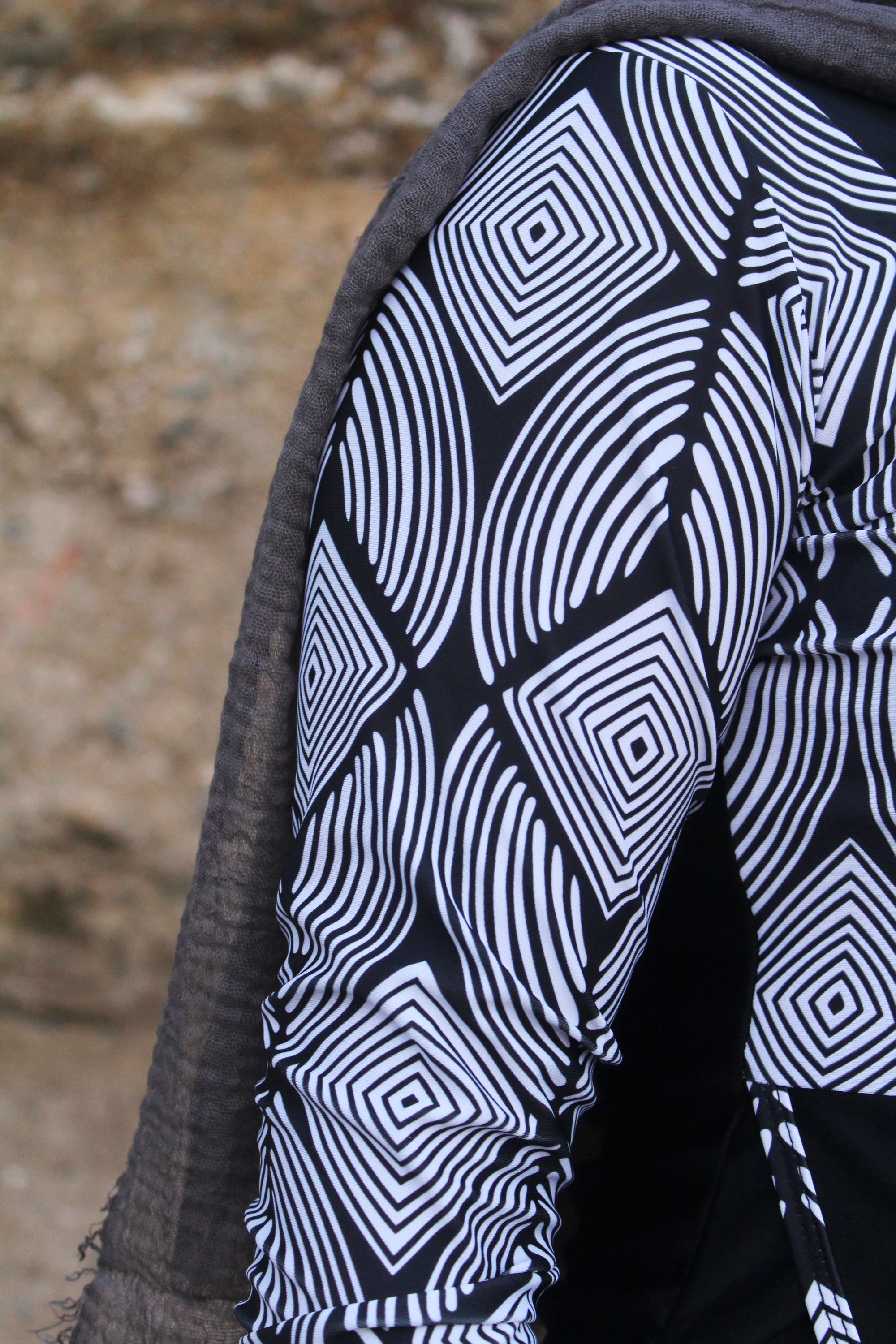 Black Pattern Swim Set